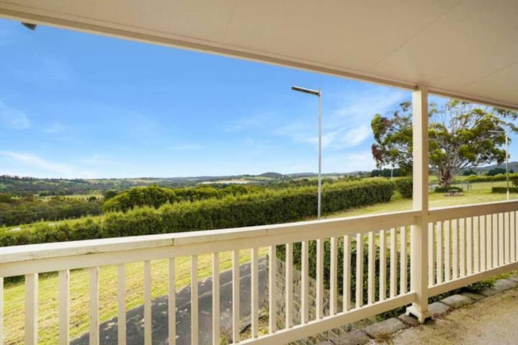 Narre Warren Farm Farm 20 People Villa Belgrave South Exterior photo